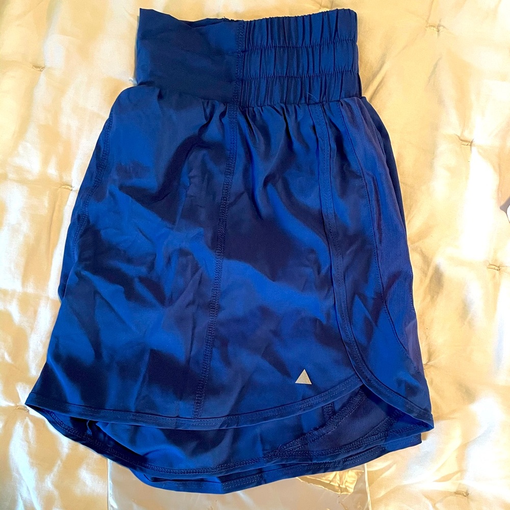 Balance Athletica Breeze Short (M) - Horizon